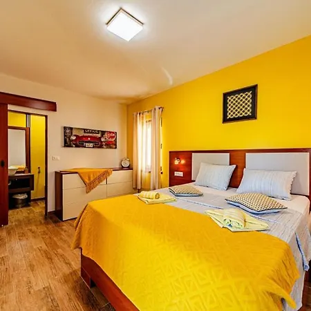 Welcome By Guide Blato (Korcula)