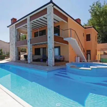 Villa Welcome By Guide